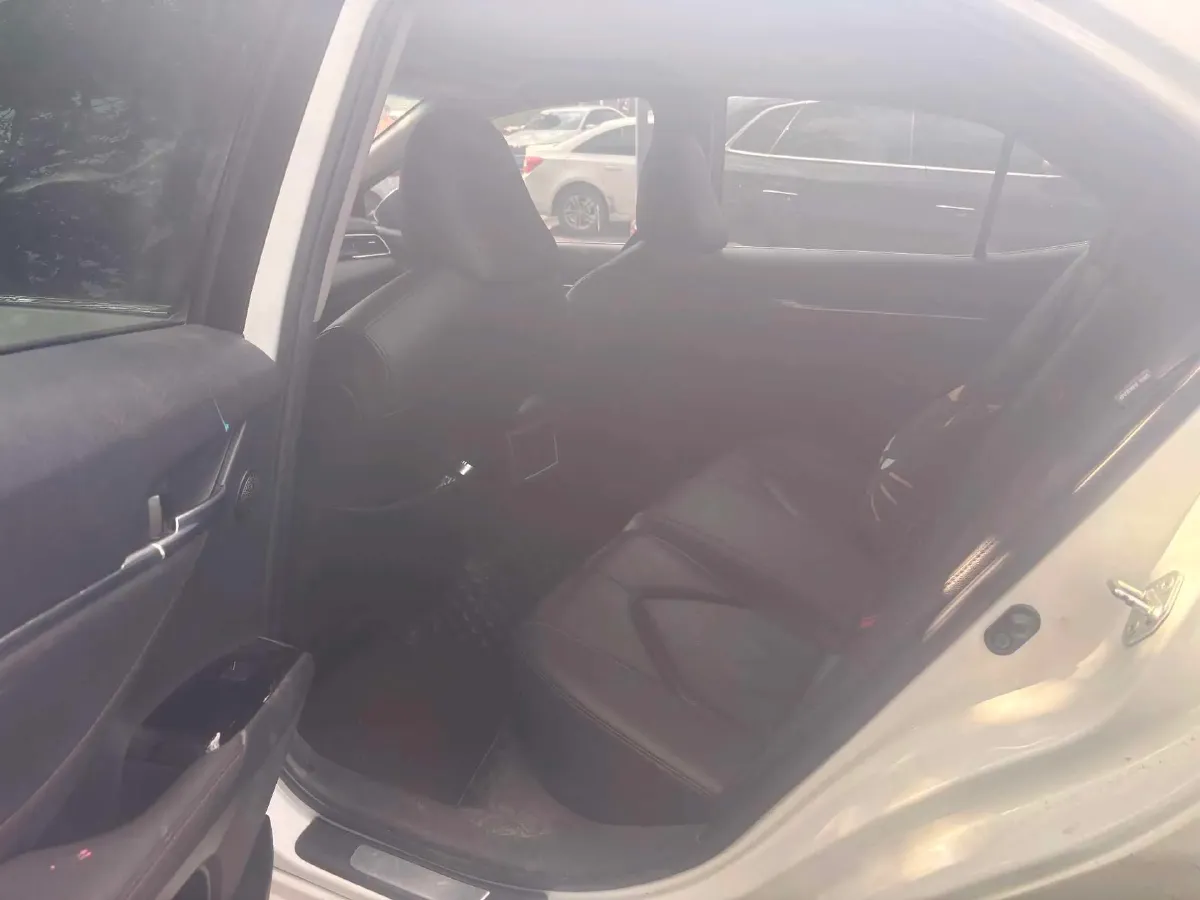 2021 Toyota Camry 2.0L 178HP L4 CVT,autocango,china used car exporter,china ev exporter,chinese used car exporter,chinese used ev exporter