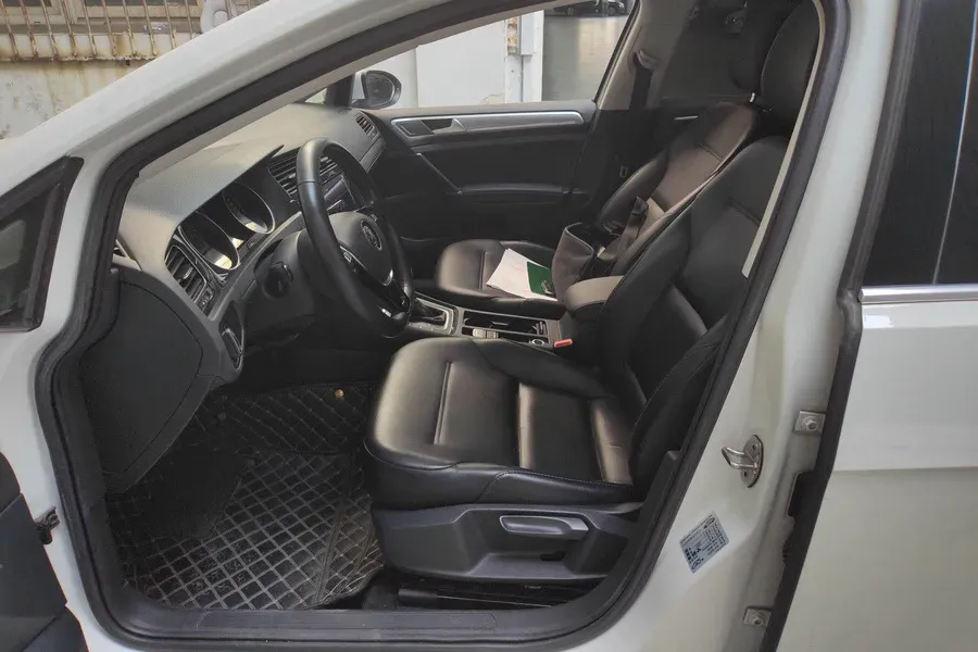 2020 Volkswagen Golf 1.4T 150HP L4 7DCT,autocango,china used car exporter,china ev exporter,chinese used car exporter,chinese used ev exporter