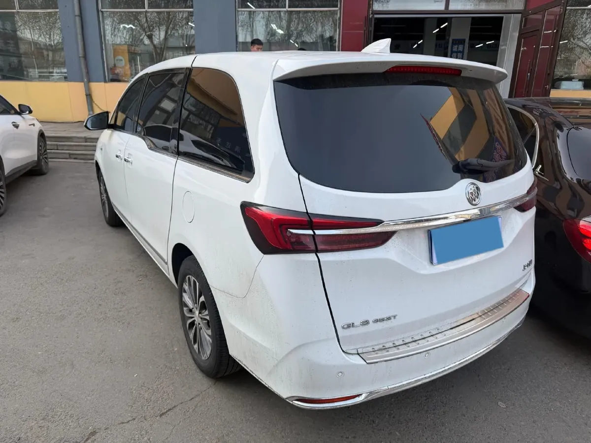 2020 Buick GL8 2.0T 237HP L4 9AT,autocango,china used car exporter,china ev exporter,chinese used car exporter,chinese used ev exporter