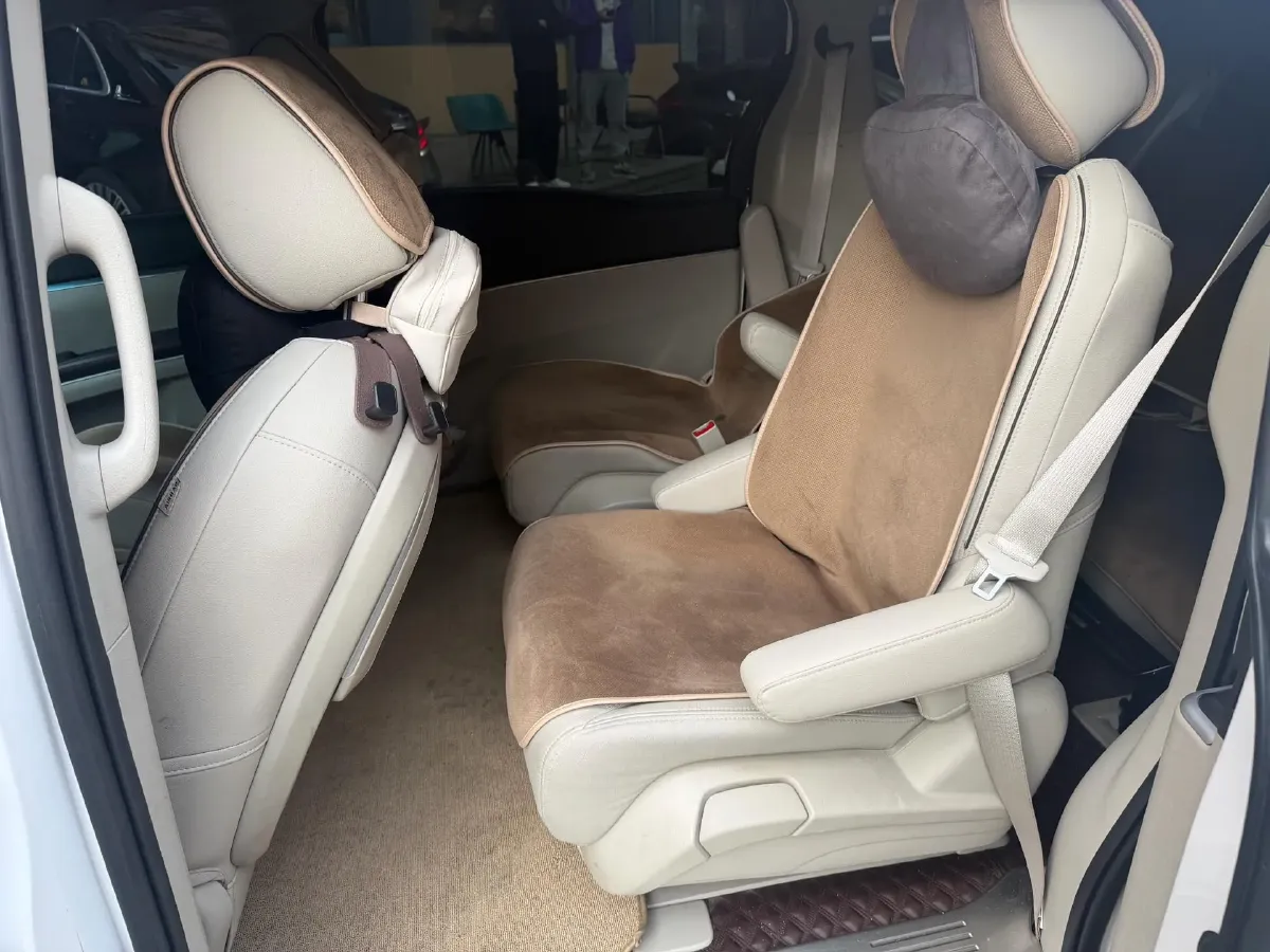 2020 Buick GL8 2.0T 237HP L4 9AT,autocango,china used car exporter,china ev exporter,chinese used car exporter,chinese used ev exporter