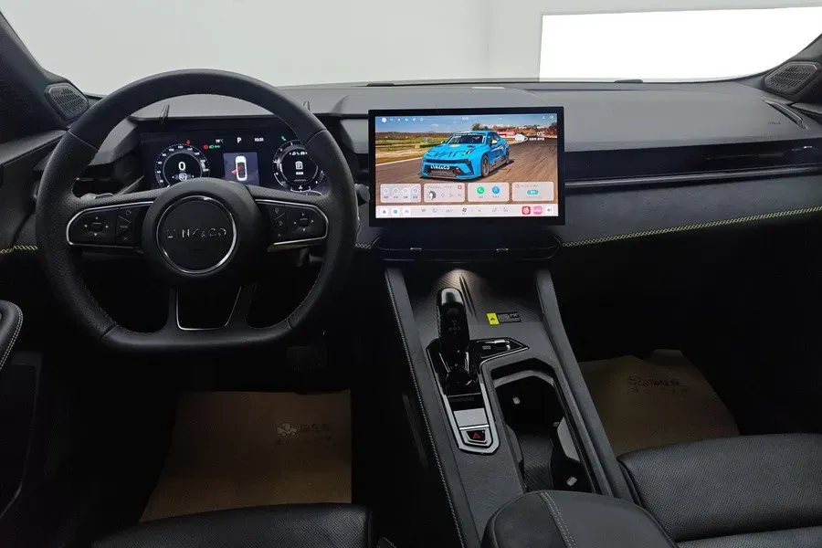 2023 LYNK&CO 03 2.0T 254HP L4 7DCT,autocango,china used car exporter,china ev exporter,chinese used car exporter,chinese used ev exporter