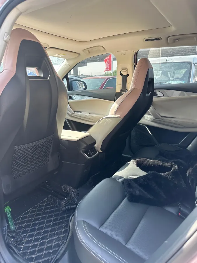 2023 LYNK&CO 03 1.5T 181HP L4 7DCT,autocango,china used car exporter,china ev exporter,chinese used car exporter,chinese used ev exporter