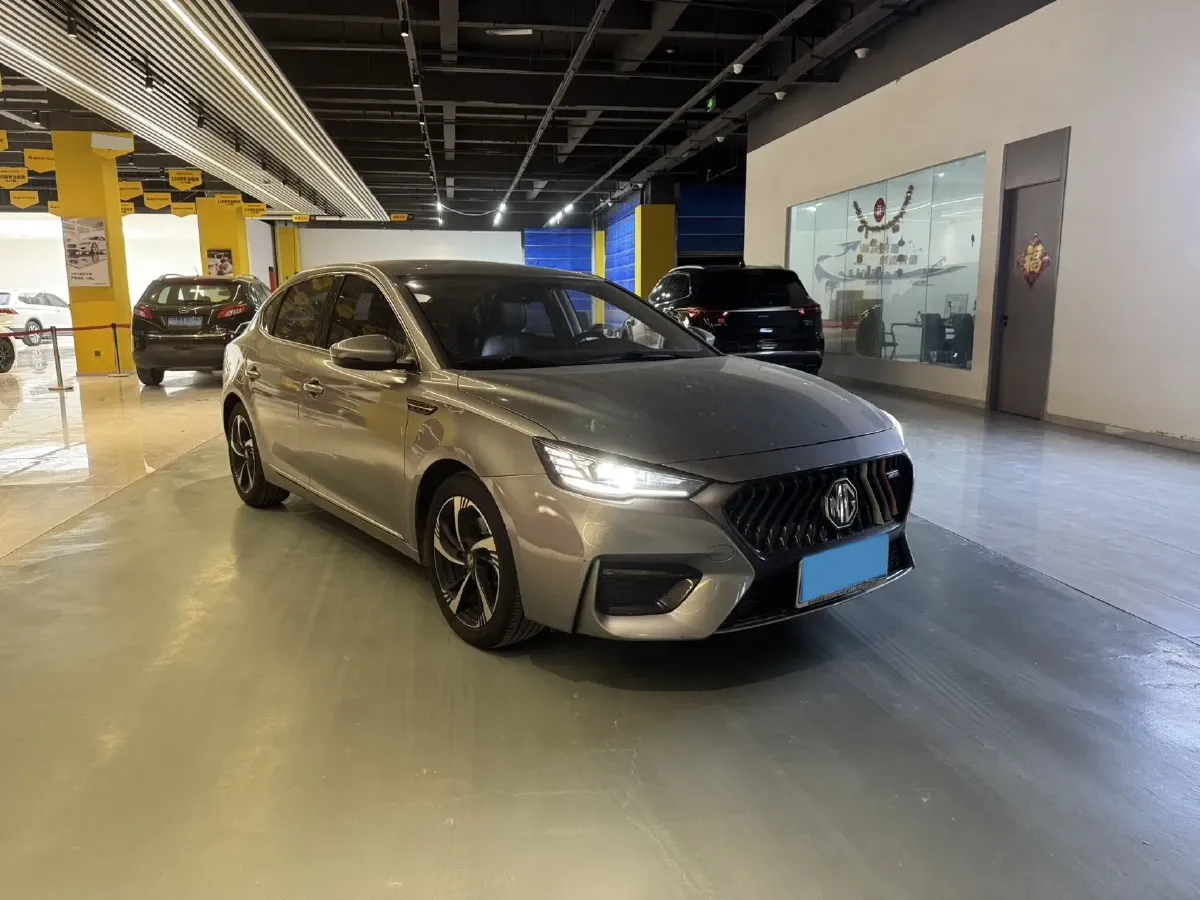 2019 MAXUS XinTu V80 2.5T 136HP L4 6AMT,autocango,china used car exporter,china ev exporter,chinese used car exporter,chinese used ev exporter