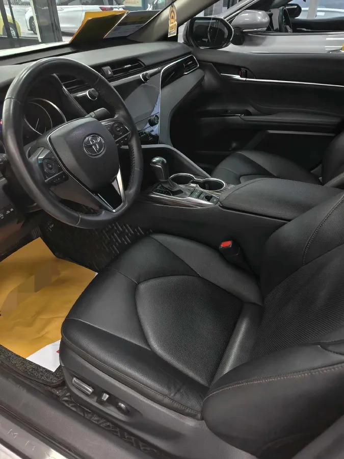 2019 Toyota Camry 2.5L 209HP L4 8AT,autocango,china used car exporter,china ev exporter,chinese used car exporter,chinese used ev exporter