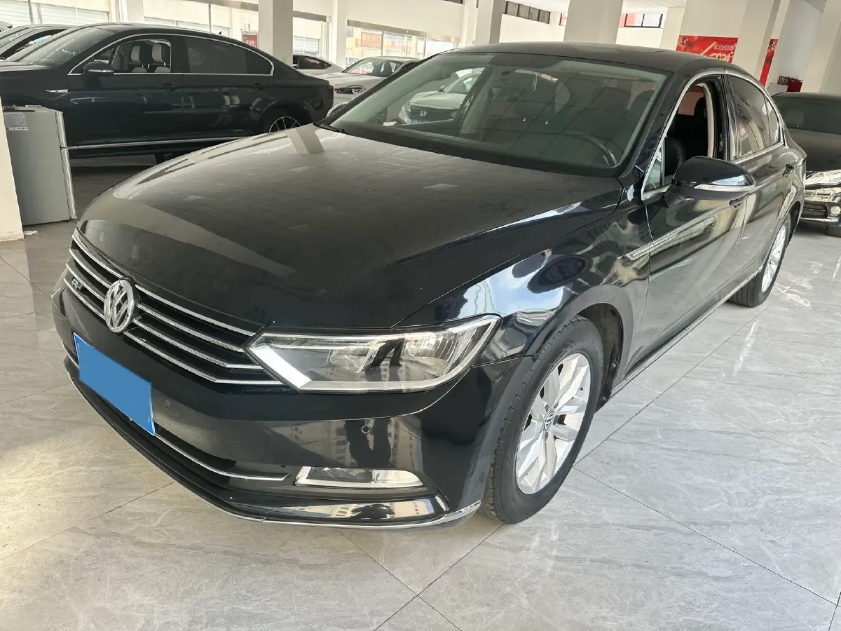 2018 Volkswagen Magotan 1.4T 150HP L4 7DCT,autocango,china used car exporter,china ev exporter,chinese used car exporter,chinese used ev exporter
