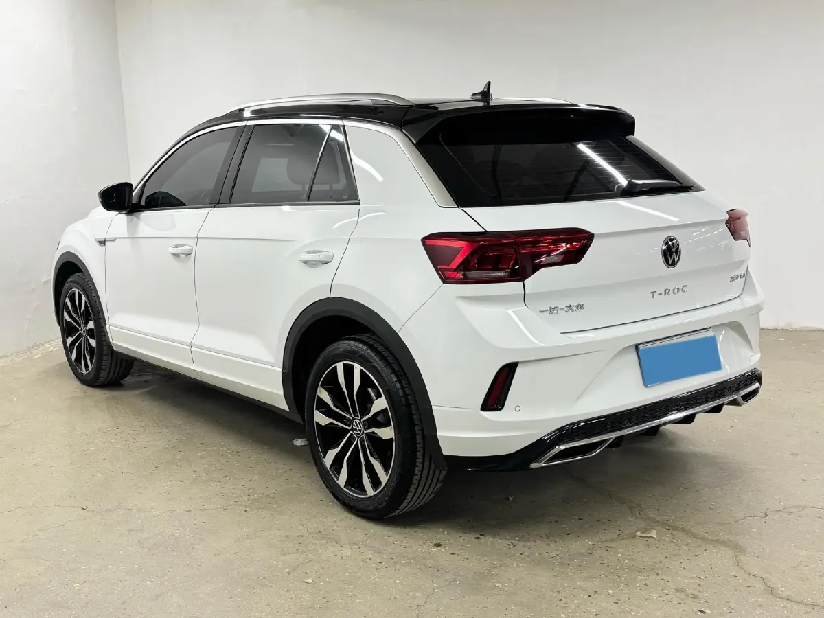 2022 Volkswagen T-Roc 1.4T 150HP L4 7DCT,autocango,china used car exporter,china ev exporter,chinese used car exporter,chinese used ev exporter