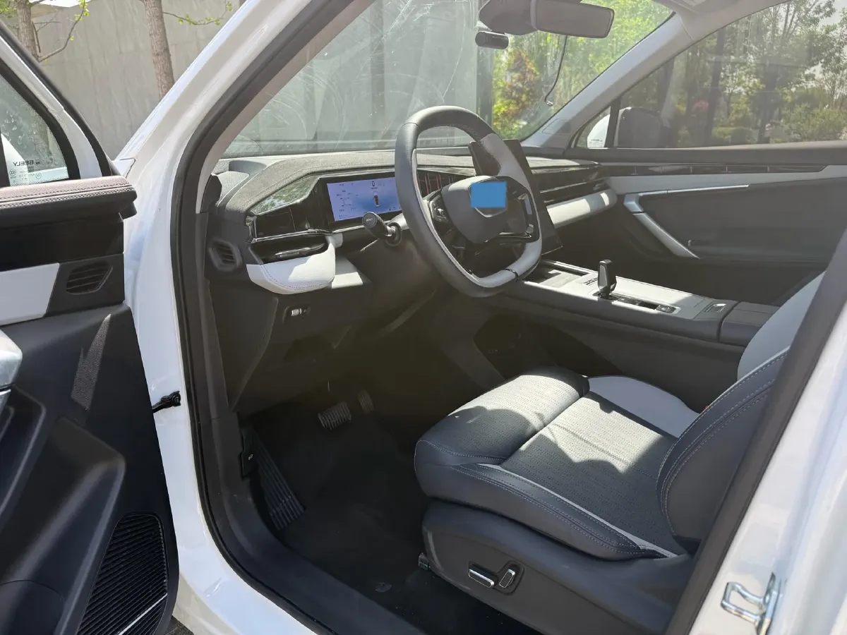 2024 Geely StarRay 1.5T 181HP L4 7DCT,autocango,china used car exporter,china ev exporter,chinese used car exporter,chinese used ev exporter