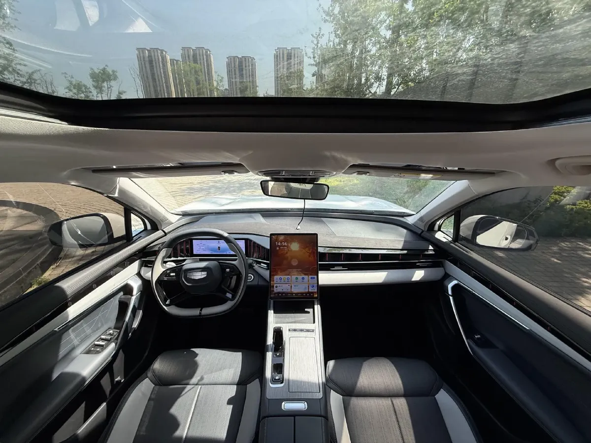 2024 Geely StarRay 1.5T 181HP L4 7DCT,autocango,china used car exporter,china ev exporter,chinese used car exporter,chinese used ev exporter