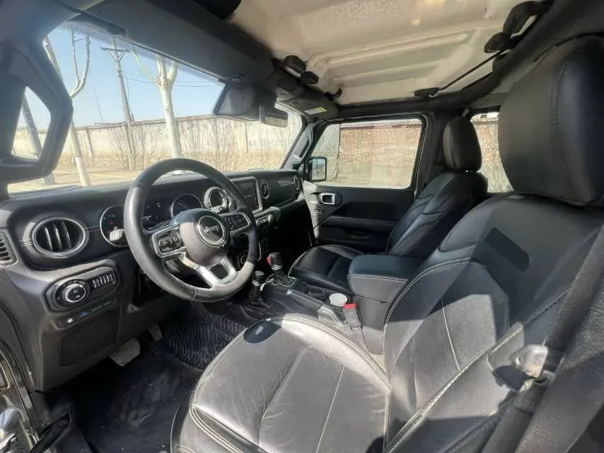 2021 Jeep Wrangler 2.0T 266HP L4 8AT PHEV 17KWH,autocango,china used car exporter,china ev exporter,chinese used car exporter,chinese used ev exporter