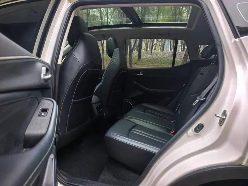 2022 GAC Trumpchi GS4 1.5T 169HP L4 6AT,autocango,china used car exporter,china ev exporter,chinese used car exporter,chinese used ev exporter