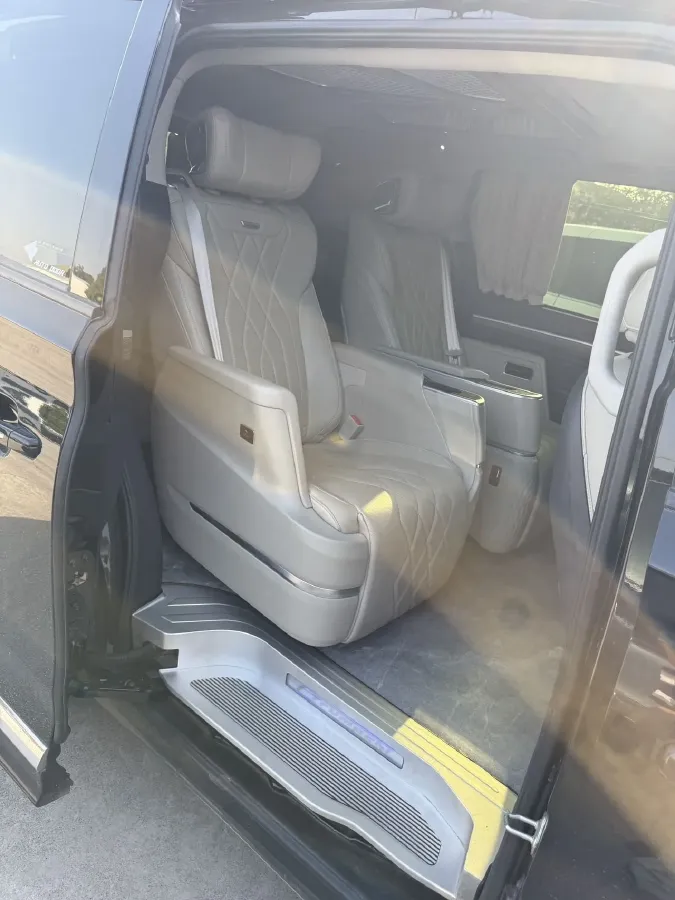 2023 GAC Trumpchi M8 2.0T 252HP L4 8AT,autocango,china used car exporter,china ev exporter,chinese used car exporter,chinese used ev exporter