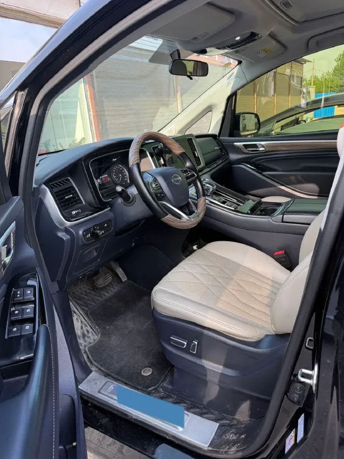 2023 GAC Trumpchi M8 2.0T 252HP L4 8AT,autocango,china used car exporter,china ev exporter,chinese used car exporter,chinese used ev exporter