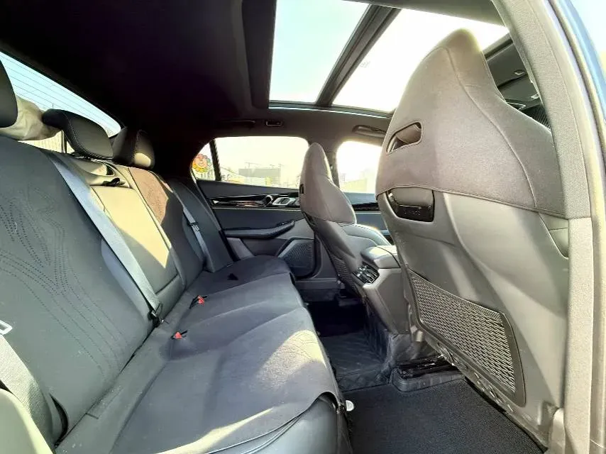 2023 LYNK&CO 03 2.0T 254HP L4 7DCT,autocango,china used car exporter,china ev exporter,chinese used car exporter,chinese used ev exporter