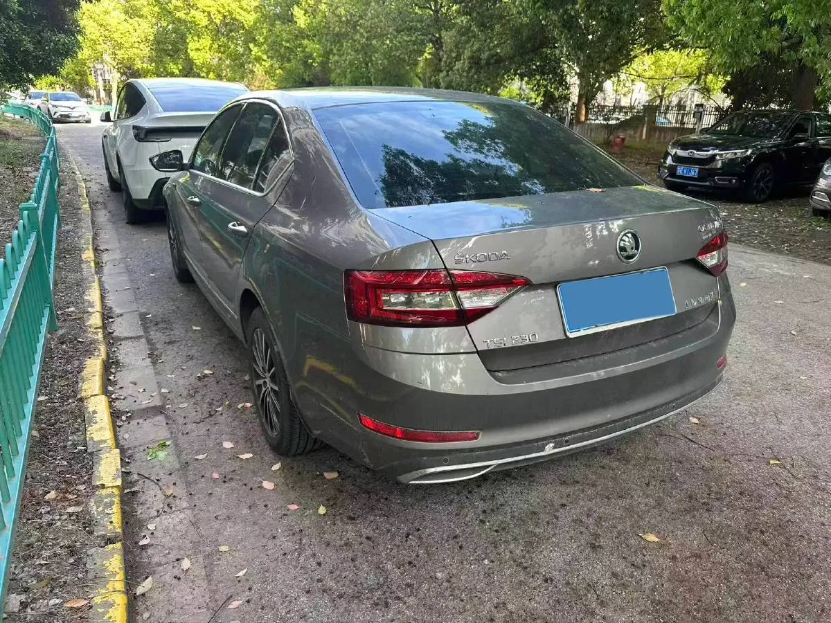 2018 Skoda Octavia 1.2T 116HP L4 7DCT,autocango,china used car exporter,china ev exporter,chinese used car exporter,chinese used ev exporter