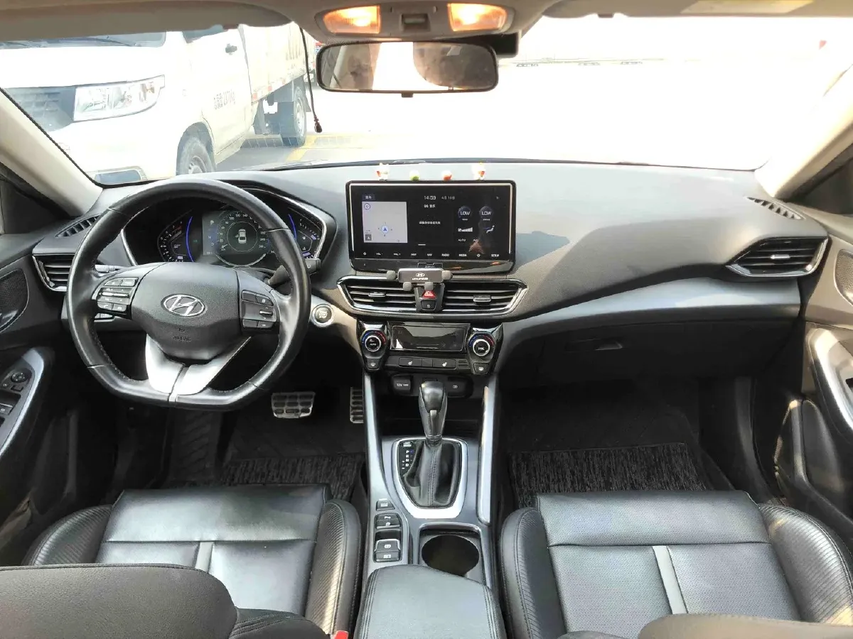 2019 Hyundai La Festa 1.6T 204HP L4 7DCT,autocango,china used car exporter,china ev exporter,chinese used car exporter,chinese used ev exporter