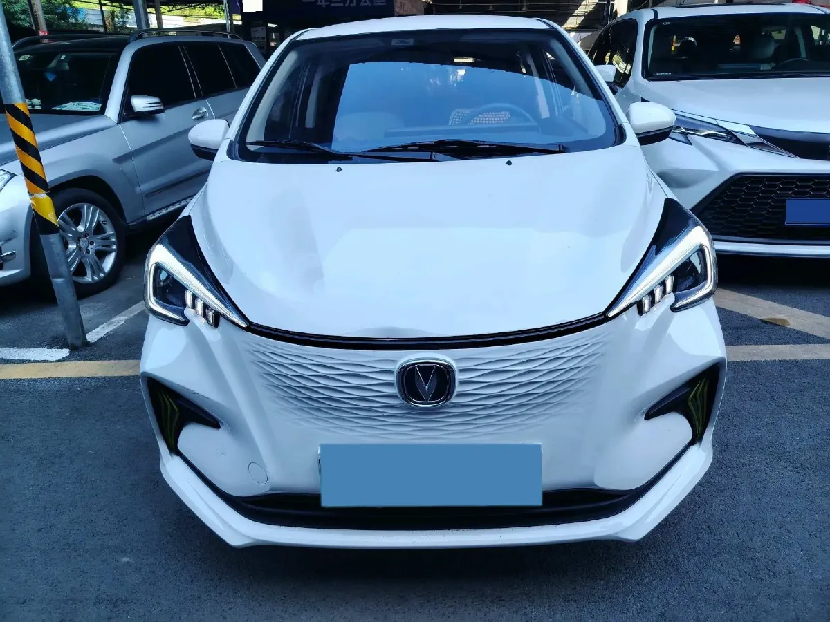 2022 ChangAn BenBen E-Star BEV 31.95KWH,autocango,china used car exporter,china ev exporter,chinese used car exporter,chinese used ev exporter