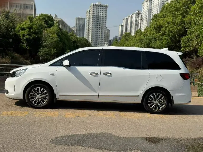 2020 Buick GL8 2.0T 237HP L4 9AT,autocango,china used car exporter,china ev exporter,chinese used car exporter,chinese used ev exporter