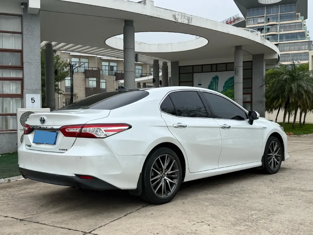 2021 Toyota Camry 2.5L 178HP L4 E-CVT Hybrid,autocango,china used car exporter,china ev exporter,chinese used car exporter,chinese used ev exporter