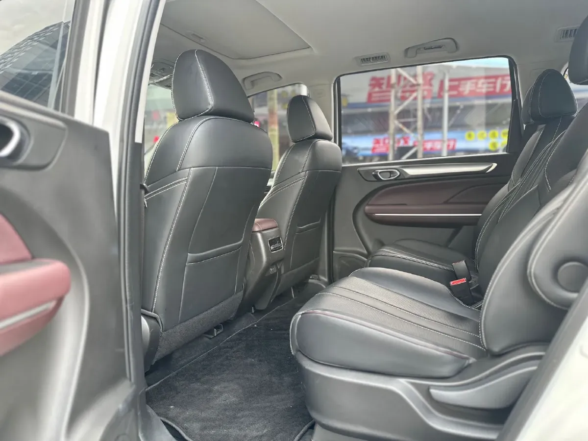 2023 GAC Trumpchi M6 1.5T 177HP L4 7DCT,autocango,china used car exporter,china ev exporter,chinese used car exporter,chinese used ev exporter