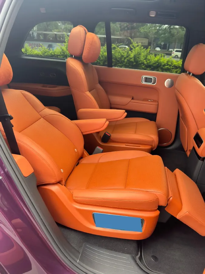 2024 Land Rover Range Rover Evoque 1.5T 200HP L3 8AT PHEV 15.5KWH,autocango,china used car exporter,china ev exporter,chinese used car exporter,chinese used ev exporter