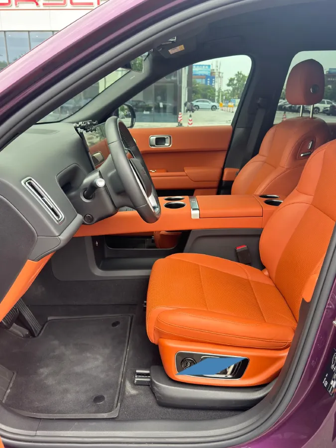 2024 Land Rover Range Rover Evoque 1.5T 200HP L3 8AT PHEV 15.5KWH,autocango,china used car exporter,china ev exporter,chinese used car exporter,chinese used ev exporter