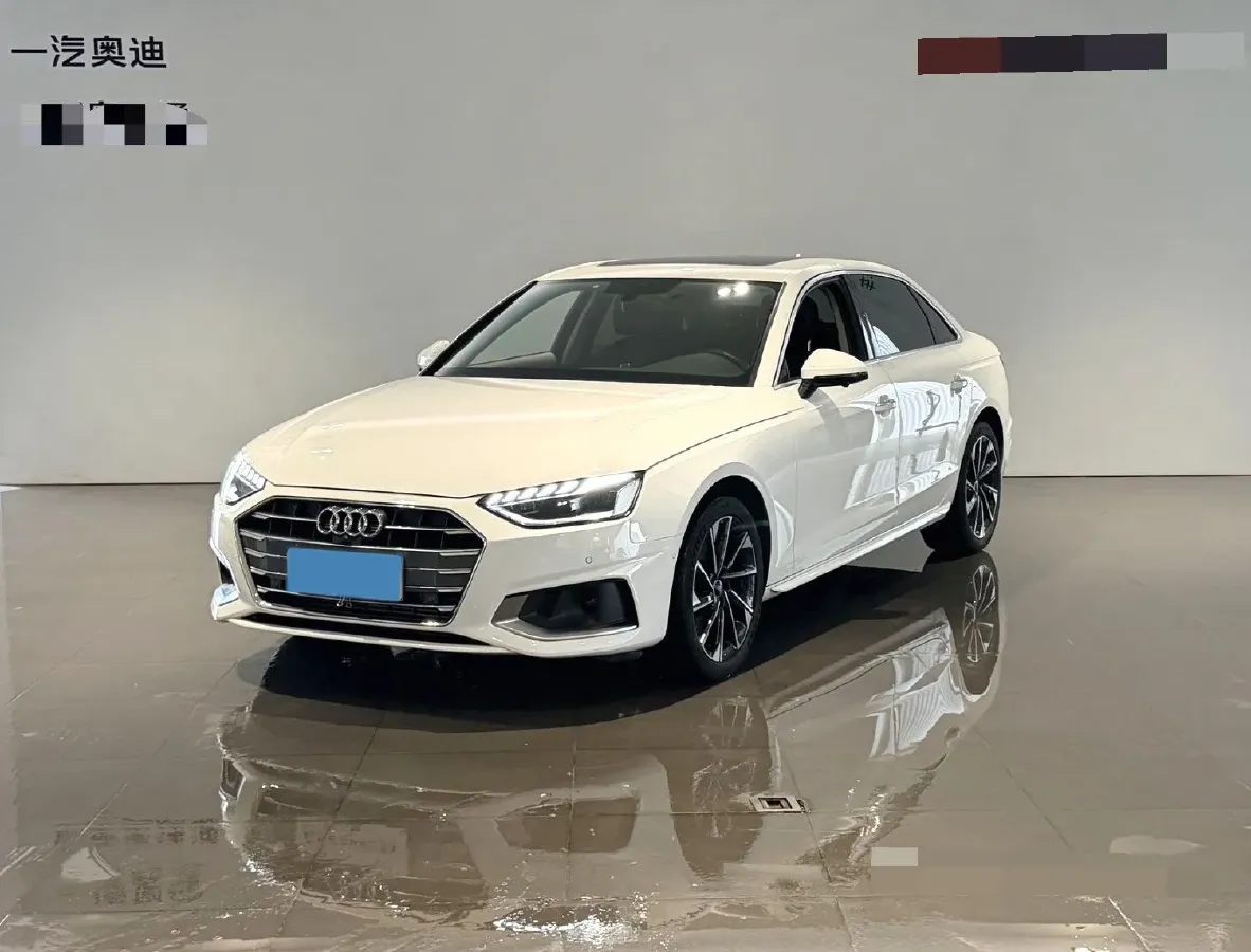 2022 Audi A4L 2.0T 190HP L4 7DCT,autocango,china used car exporter,china ev exporter,chinese used car exporter,chinese used ev exporter