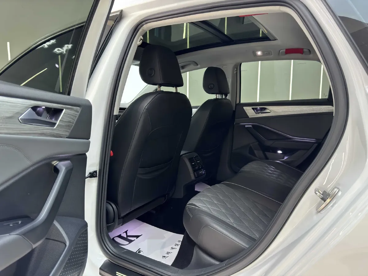 2023 Volkswagen Sagitar 1.5T 160HP L4 7DCT,autocango,china used car exporter,china ev exporter,chinese used car exporter,chinese used ev exporter