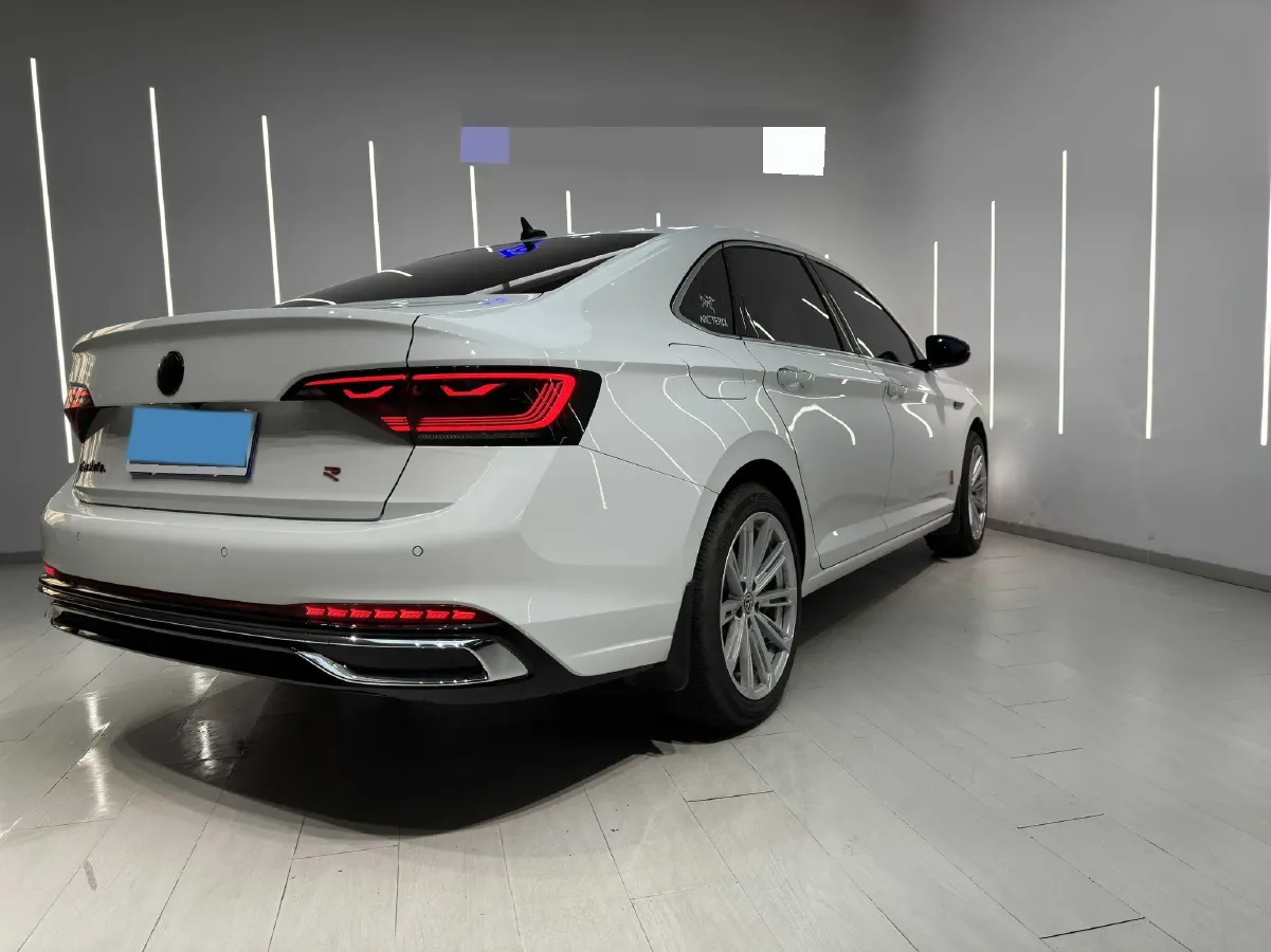 2023 Volkswagen Sagitar 1.5T 160HP L4 7DCT,autocango,china used car exporter,china ev exporter,chinese used car exporter,chinese used ev exporter