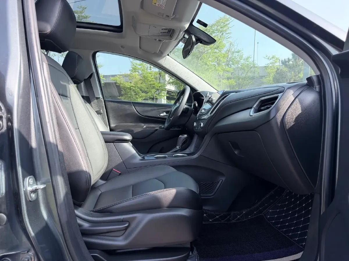 2018 Chevrolet Equinox 1.5T 180HP L4 6AT,autocango,china used car exporter,china ev exporter,chinese used car exporter,chinese used ev exporter