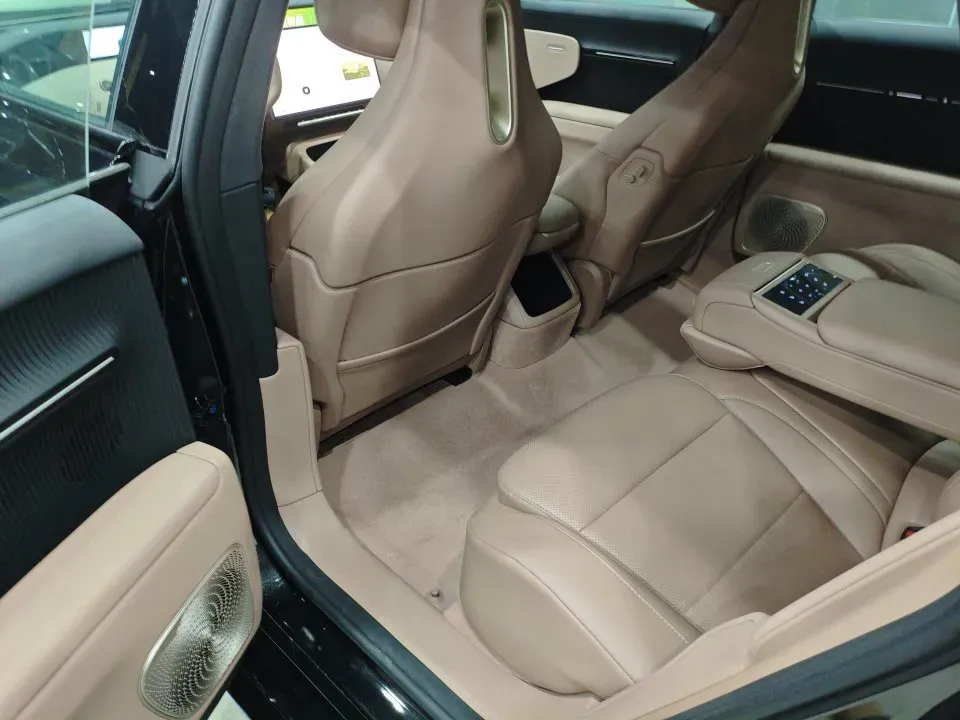 2026 Avatr 12 BEV,autocango,china used car exporter,china ev exporter,chinese used car exporter,chinese used ev exporter