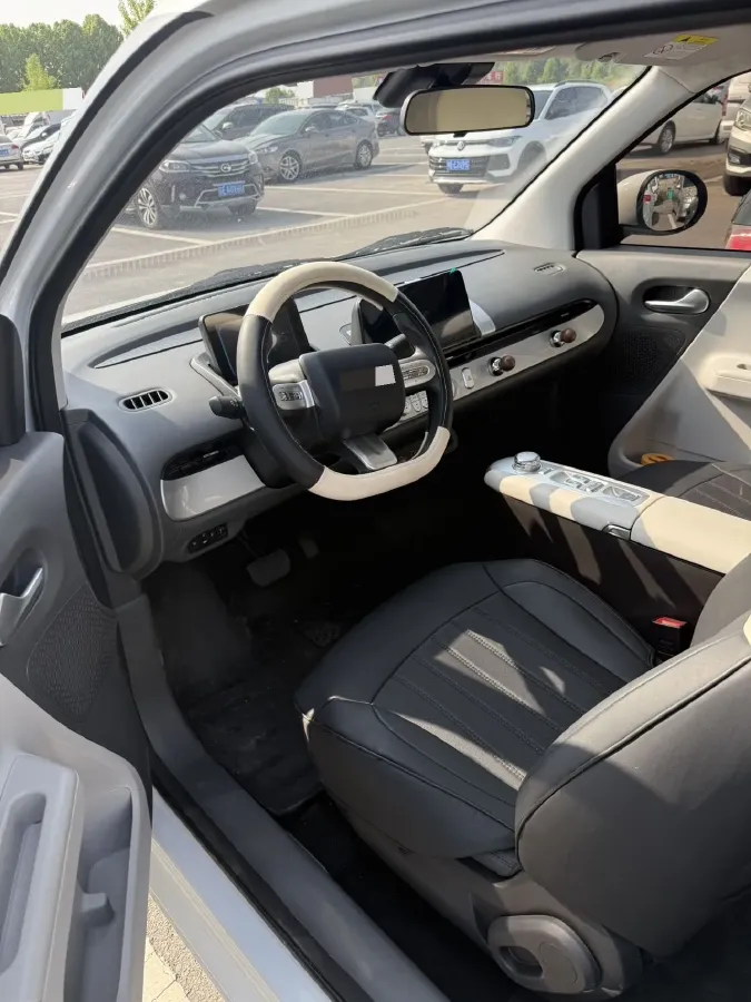 2025 LingBox BOX BEV 19.2KWH,autocango,china used car exporter,china ev exporter,chinese used car exporter,chinese used ev exporter