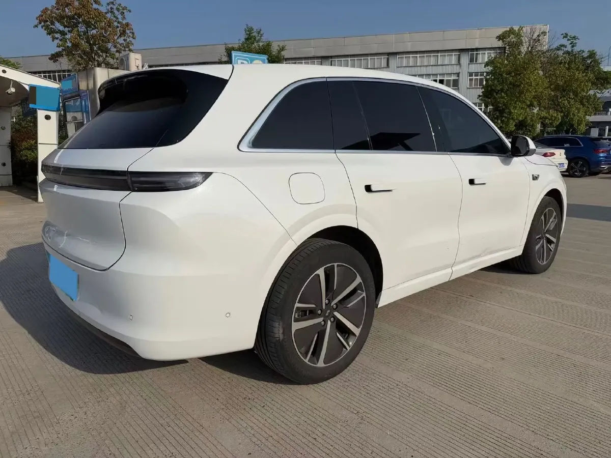 2024 Li L6 Range Extended 154HP L4 REEV 36.8KWH,autocango,china used car exporter,china ev exporter,chinese used car exporter,chinese used ev exporter