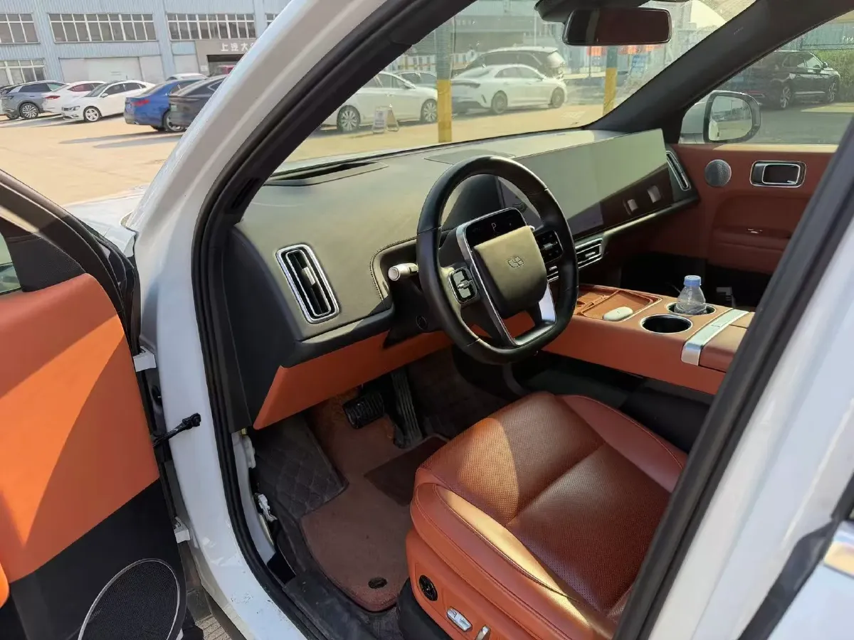 2024 Li L6 Range Extended 154HP L4 REEV 36.8KWH,autocango,china used car exporter,china ev exporter,chinese used car exporter,chinese used ev exporter