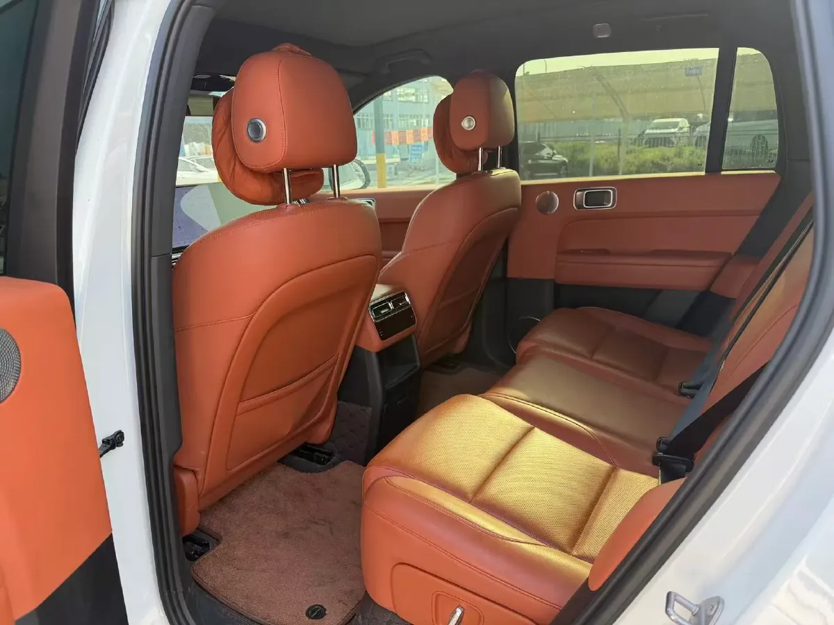 2024 Li L6 Range Extended 154HP L4 REEV 36.8KWH,autocango,china used car exporter,china ev exporter,chinese used car exporter,chinese used ev exporter