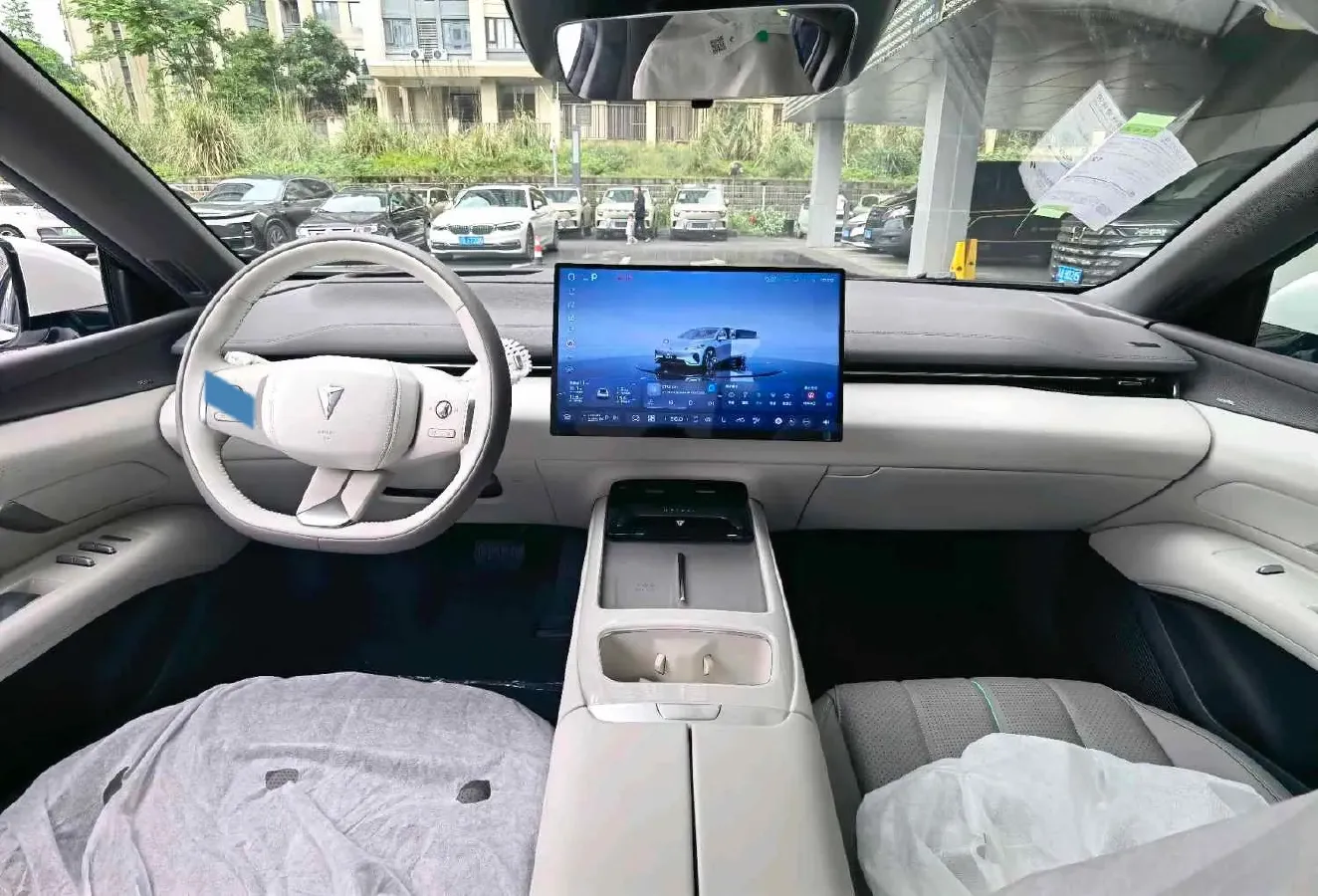 2026 Deepal L07 BEV,autocango,china used car exporter,china ev exporter,chinese used car exporter,chinese used ev exporter