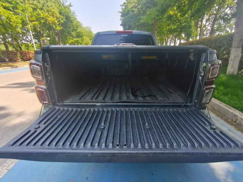 2021 Isuzu D-MAX 1.9T 163HP L4 6AT,autocango,china used car exporter,china ev exporter,chinese used car exporter,chinese used ev exporter