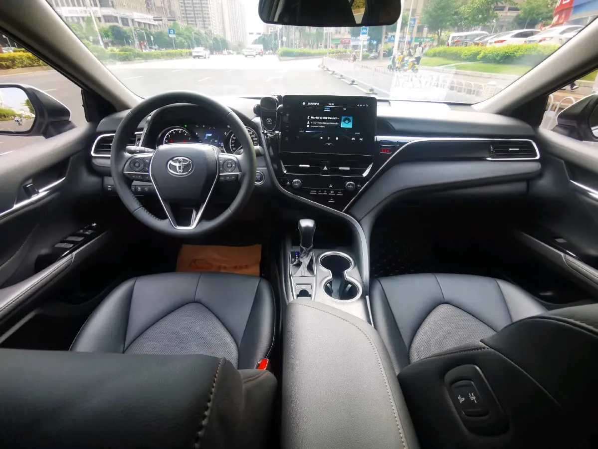 2021 Toyota Camry 2.0L 178HP L4 CVT,autocango,china used car exporter,china ev exporter,chinese used car exporter,chinese used ev exporter