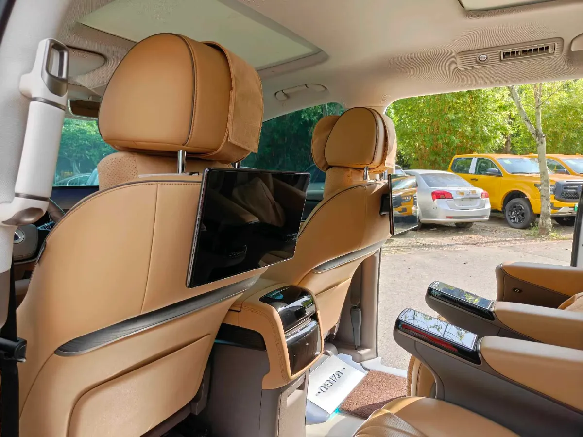 2022 Mercedes-Benz GLC Class 2.0T 197HP L4 9AT,autocango,china used car exporter,china ev exporter,chinese used car exporter,chinese used ev exporter