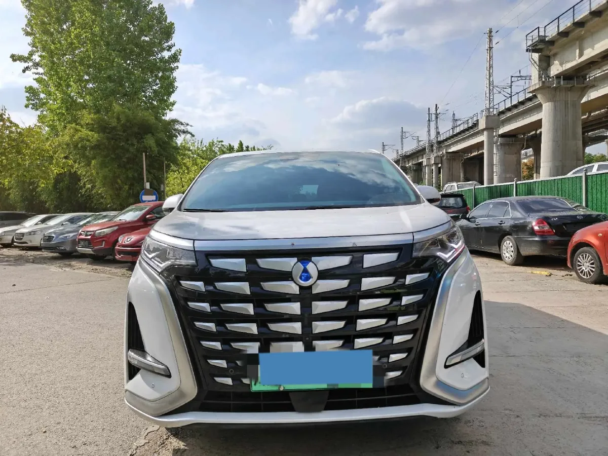 2022 Mercedes-Benz GLC Class 2.0T 197HP L4 9AT,autocango,china used car exporter,china ev exporter,chinese used car exporter,chinese used ev exporter