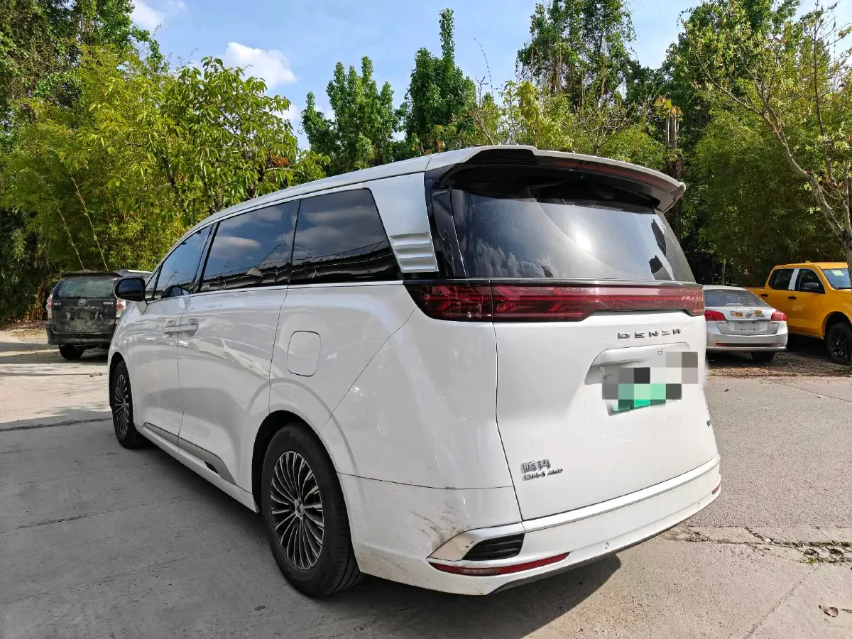 2022 Mercedes-Benz GLC Class 2.0T 197HP L4 9AT,autocango,china used car exporter,china ev exporter,chinese used car exporter,chinese used ev exporter