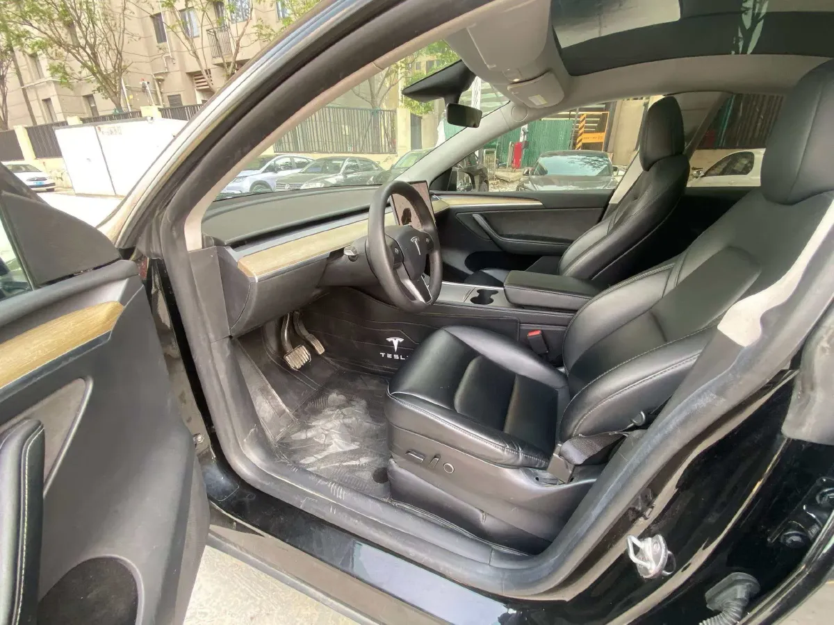 2022 Tesla Model Y BEV 60KWH,autocango,china used car exporter,china ev exporter,chinese used car exporter,chinese used ev exporter