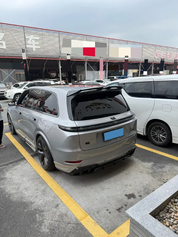 2022 Li L9 Range Extended 154HP REEV 42.6KWH,autocango,china used car exporter,china ev exporter,chinese used car exporter,chinese used ev exporter