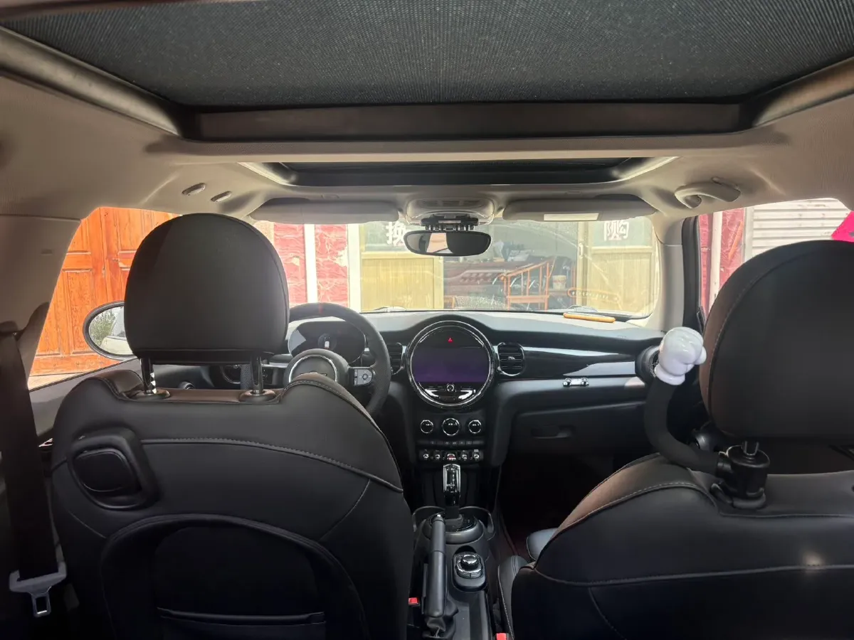 2022 MINI MINI 1.5T 136HP L3 7DCT,autocango,china used car exporter,china ev exporter,chinese used car exporter,chinese used ev exporter