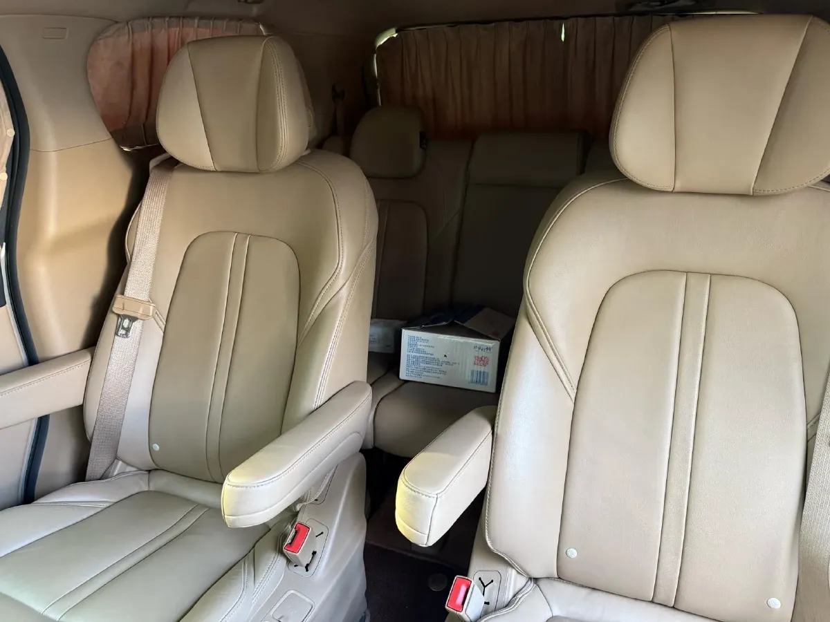 2021 Buick GL8 2.0T 237HP L4 9AT,autocango,china used car exporter,china ev exporter,chinese used car exporter,chinese used ev exporter