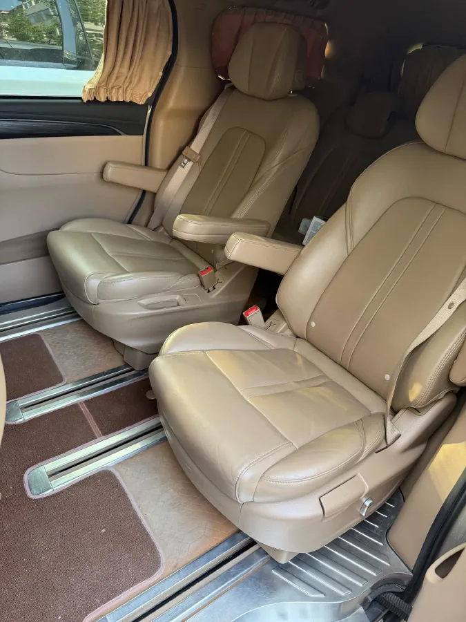 2021 Buick GL8 2.0T 237HP L4 9AT,autocango,china used car exporter,china ev exporter,chinese used car exporter,chinese used ev exporter