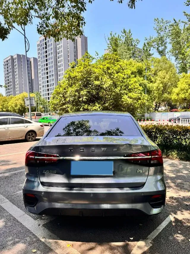 2021 Roewe i5 1.5L 120HP L4 CVT,autocango,china used car exporter,china ev exporter,chinese used car exporter,chinese used ev exporter