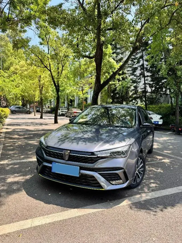 2021 Roewe i5 1.5L 120HP L4 CVT,autocango,china used car exporter,china ev exporter,chinese used car exporter,chinese used ev exporter
