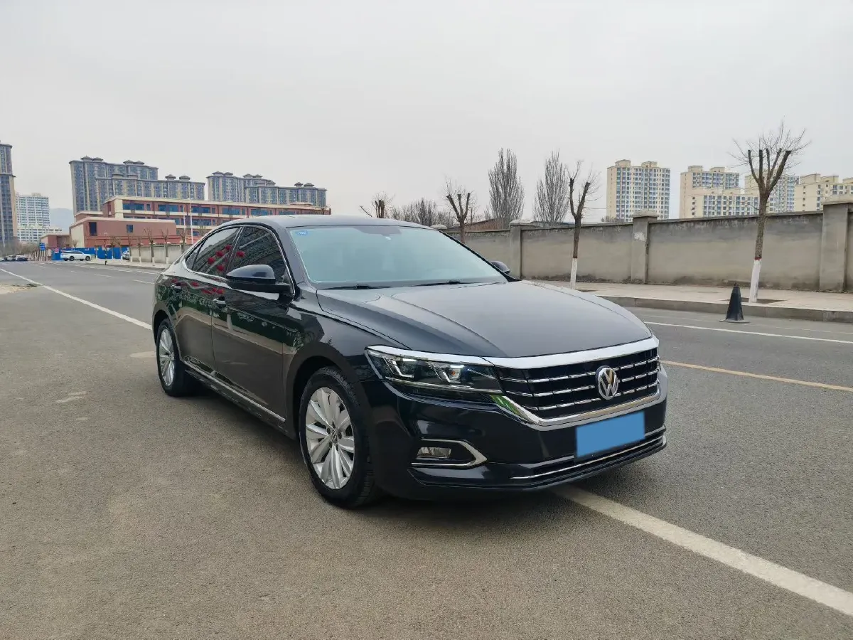 2019 Volvo V40 1.5T 152HP L4 6AT,autocango,china used car exporter,china ev exporter,chinese used car exporter,chinese used ev exporter