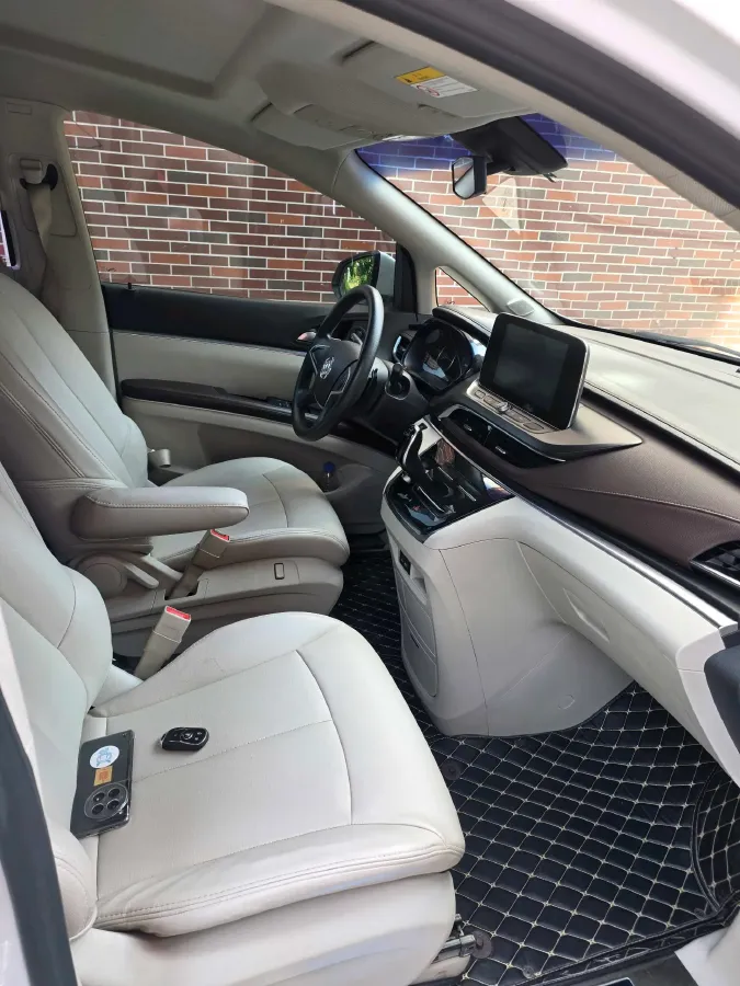 2021 Buick GL8 2.0T 237HP L4 9AT,autocango,china used car exporter,china ev exporter,chinese used car exporter,chinese used ev exporter