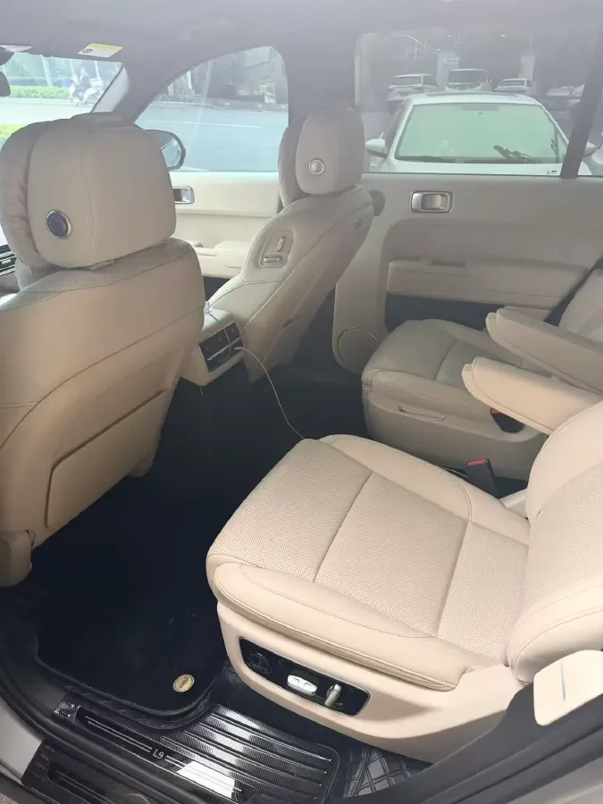 2022 Li L9 Range Extended 154HP REEV 42.6KWH,autocango,china used car exporter,china ev exporter,chinese used car exporter,chinese used ev exporter